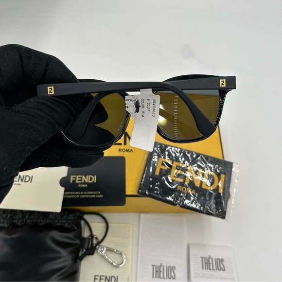 Unisex Fendi cat eye sunglasses made in Italy NWT main image 5